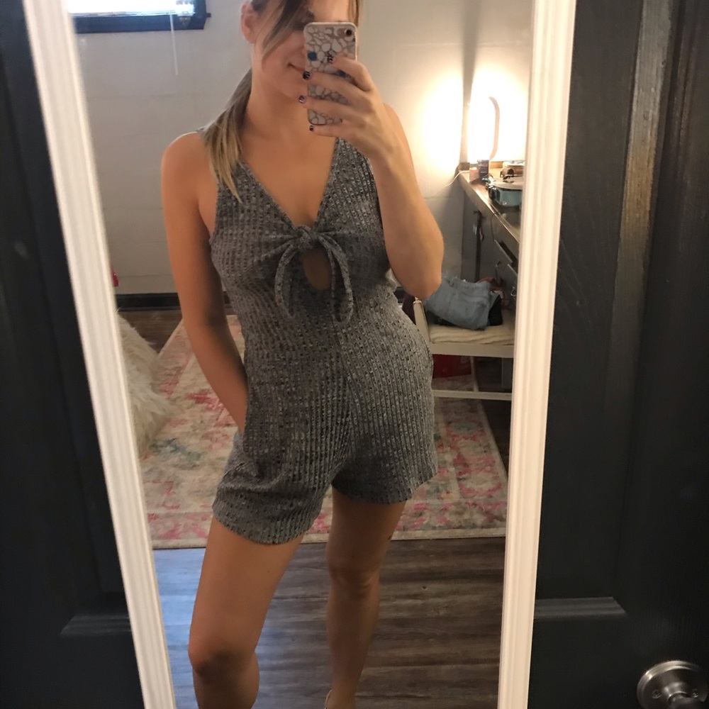 Dark grey, knit romper
